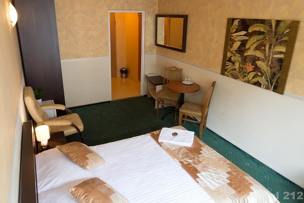 Hotel 212 Varsovia Habitación foto