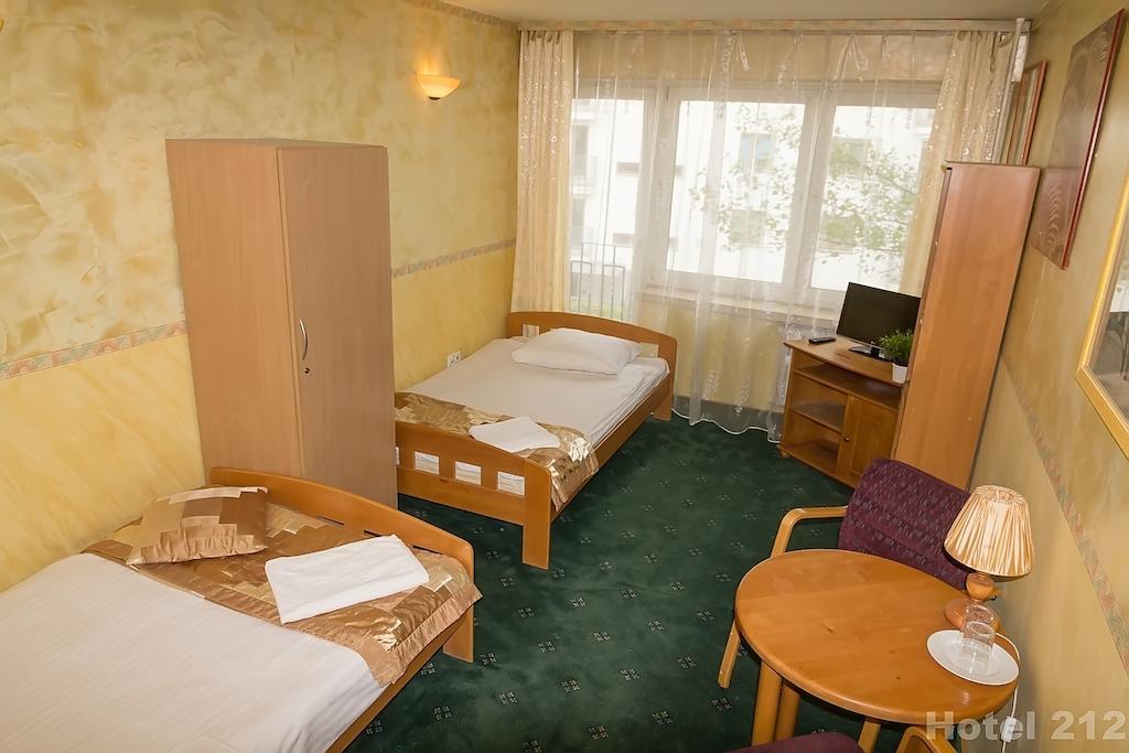 Hotel 212 Varsovia Exterior foto